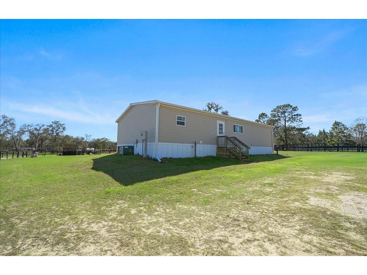 6270 SE 147th Court Morriston FL 32668 OM719361 image24