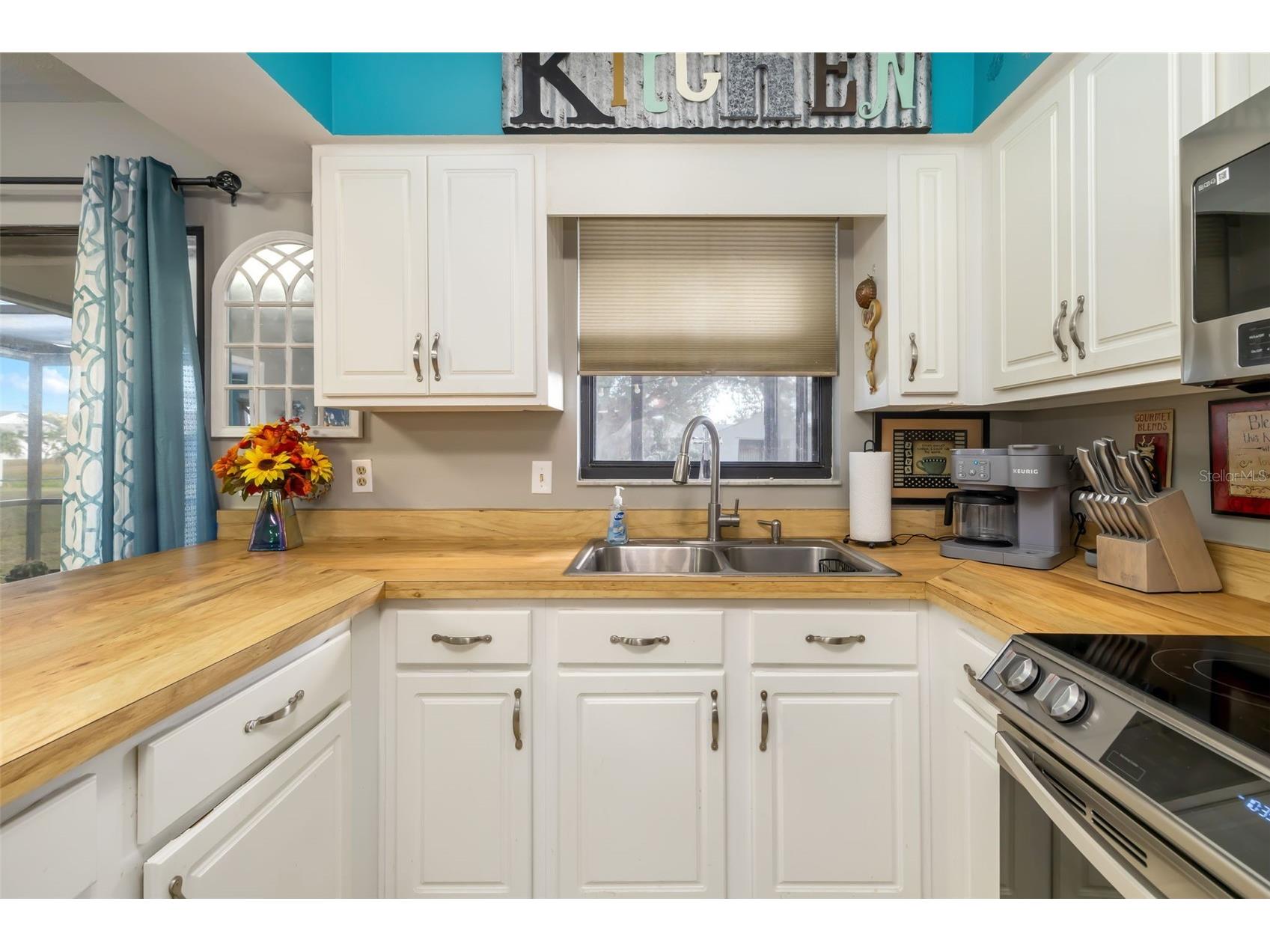 6270 Spinnaker Boulevard Englewood FL 34224 A4678086 image13