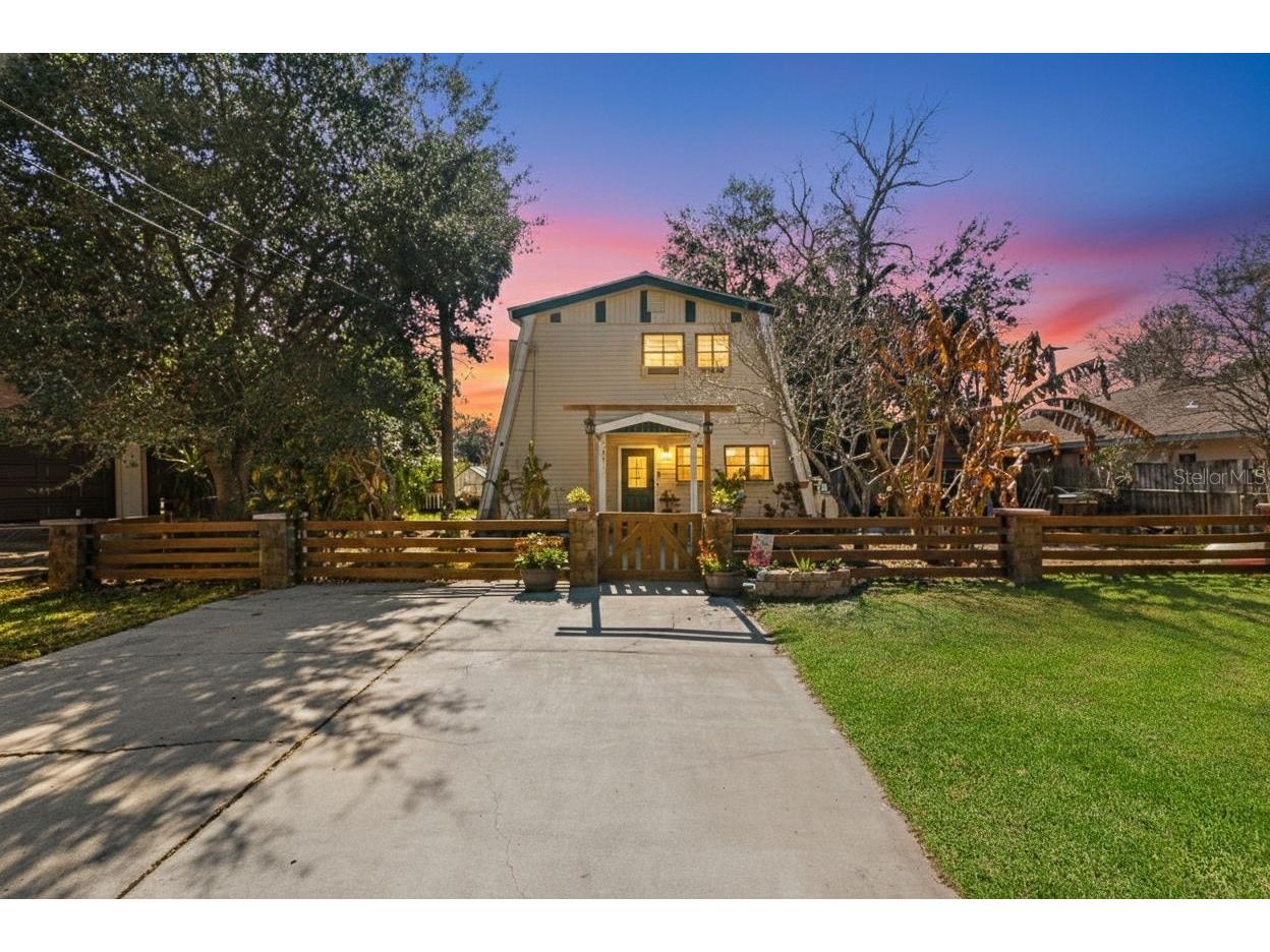 6271 Colony Circle Weeki Wachee FL 34607 - Mud River W7882632 image1