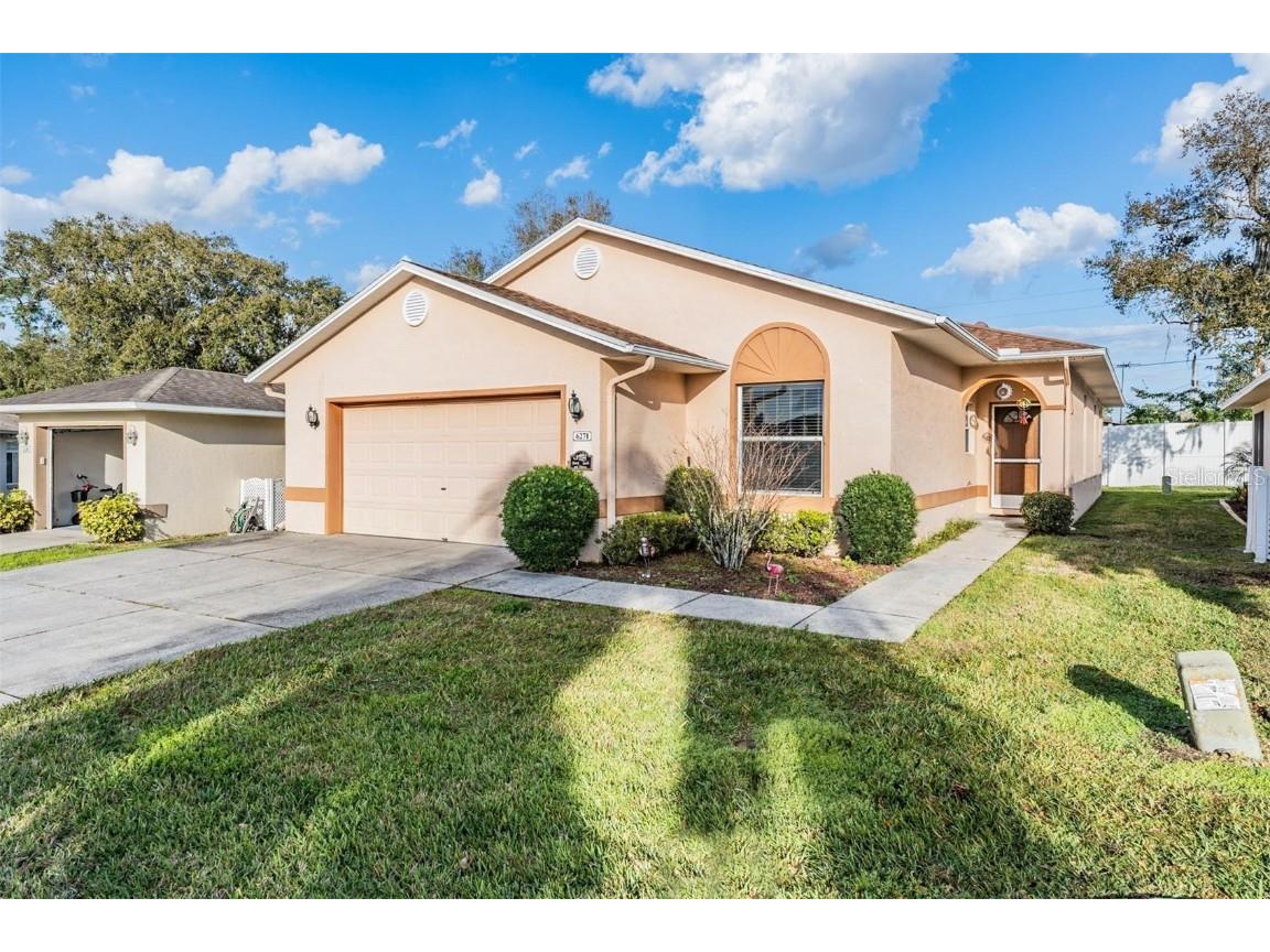 6271 Res Circle Lakeland FL 33810 U8230603 image1