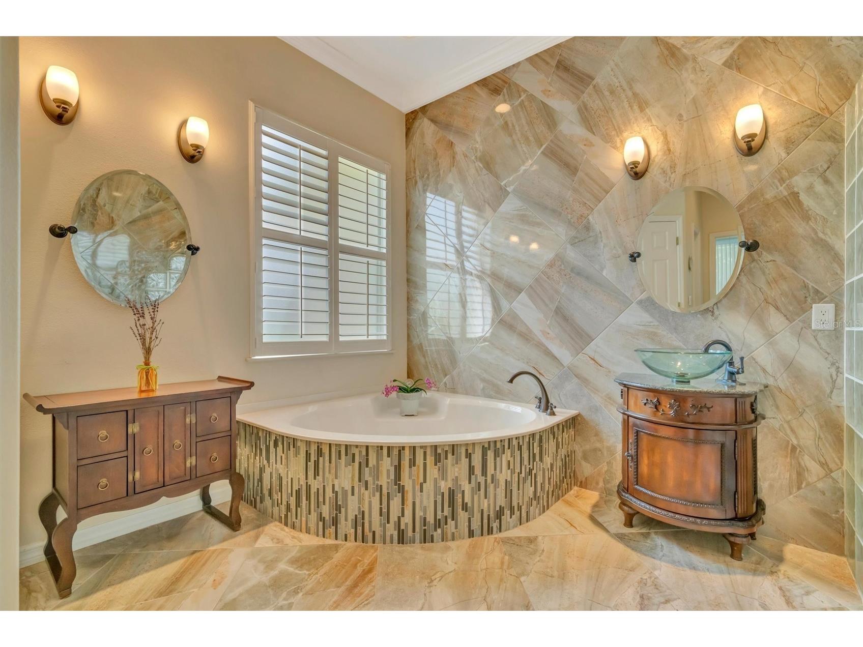 6271 Sturbridge Court Sarasota FL 34238 A4687332 image40