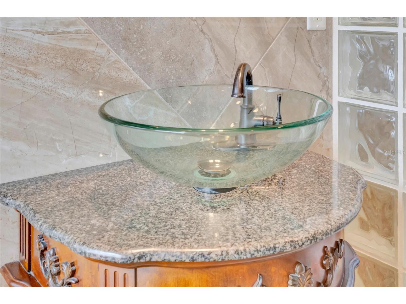 6271 Sturbridge Court Sarasota FL 34238 A4687332 image47