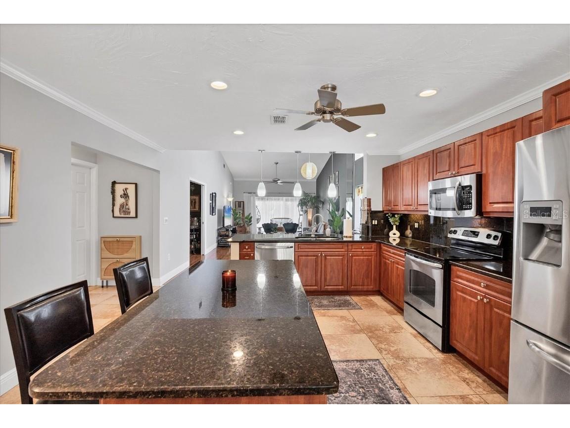 6271 Timber Lake Drive #G6 Sarasota FL 34243 A4660375 image11