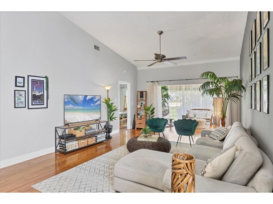 6271 Timber Lake Drive #G6 Sarasota FL 34243 A4660375 image5