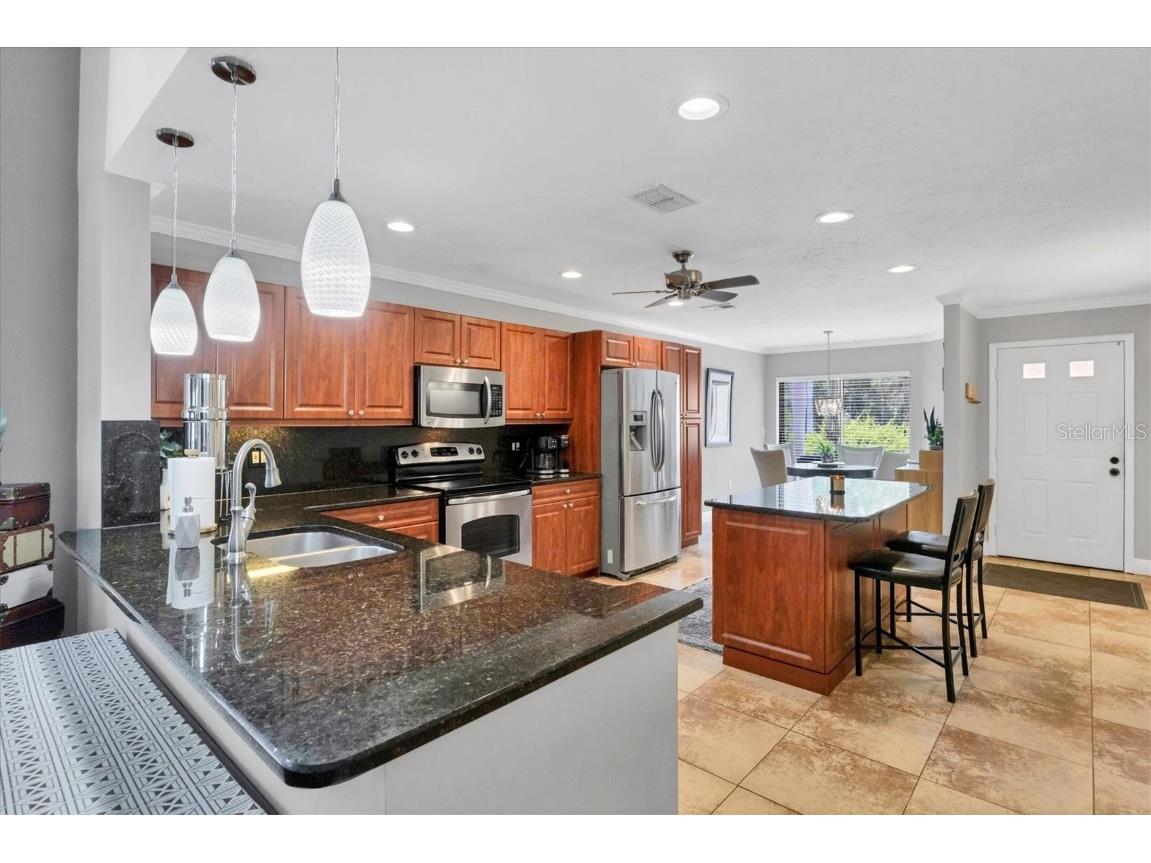 6271 Timber Lake Drive #G6 Sarasota FL 34243 A4660375 image9