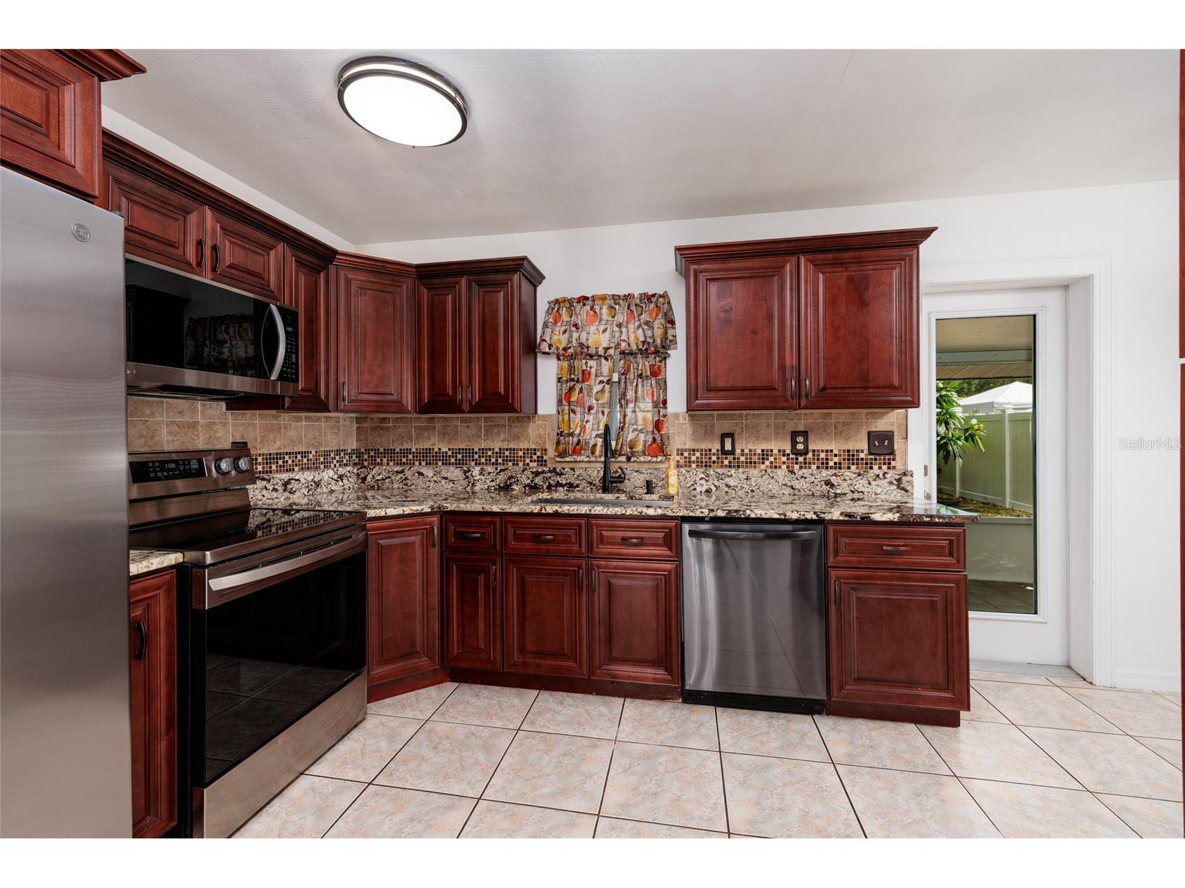 6275 51st Avenue N Saint Petersburg FL 33709 TB8520001 image13