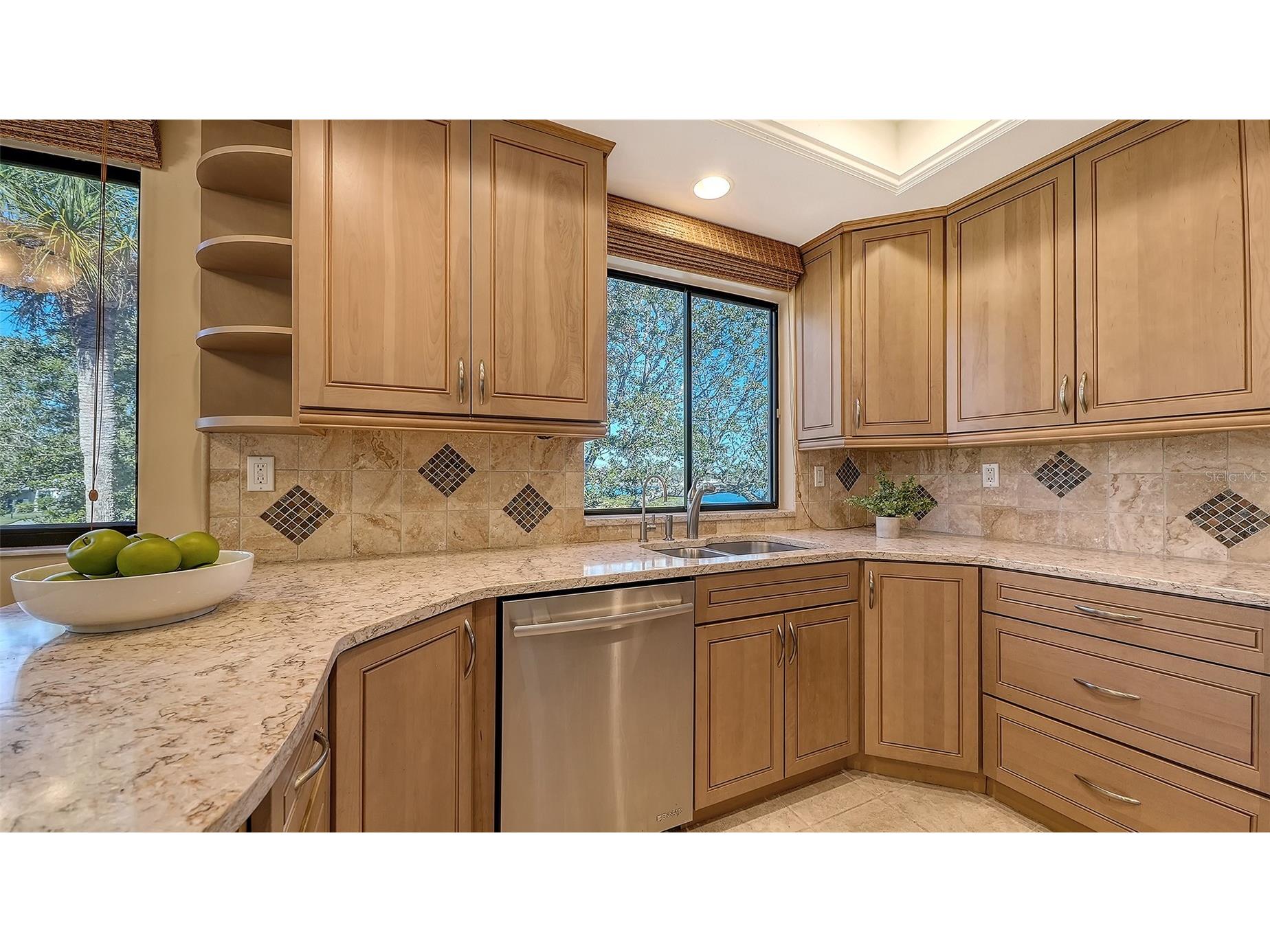 6275 Midnight Pass Road #6275 Sarasota FL 34242 - ROBERTS BAY INTRACOASTAL WAY A4682650 image7