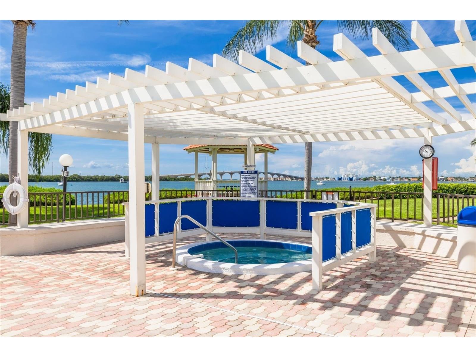 6277 Bahia Del Mar Boulevard #110 Saint Petersburg FL 33715 - LAKE BAHIA TB8486363 image28