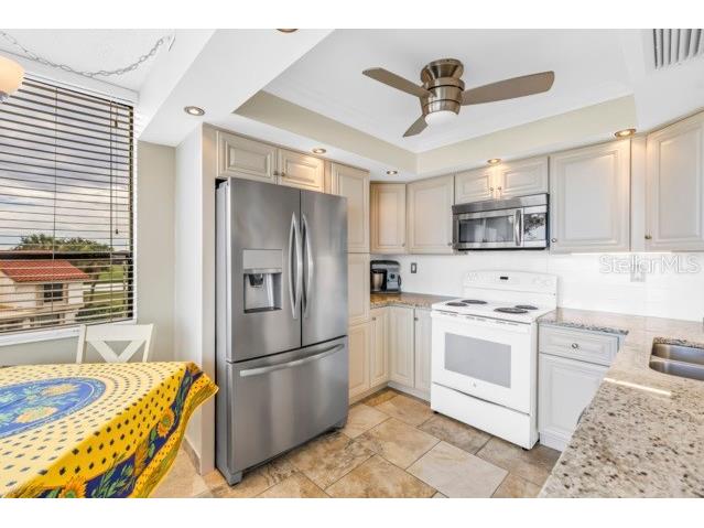 6279 Sun Boulevard #304 Saint Petersburg FL 33715 TB8450503 image13