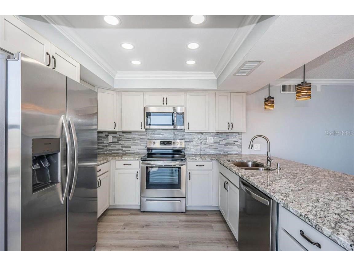 6279 Sun Boulevard #604 Saint Petersburg FL 33715 TB8431021 image10