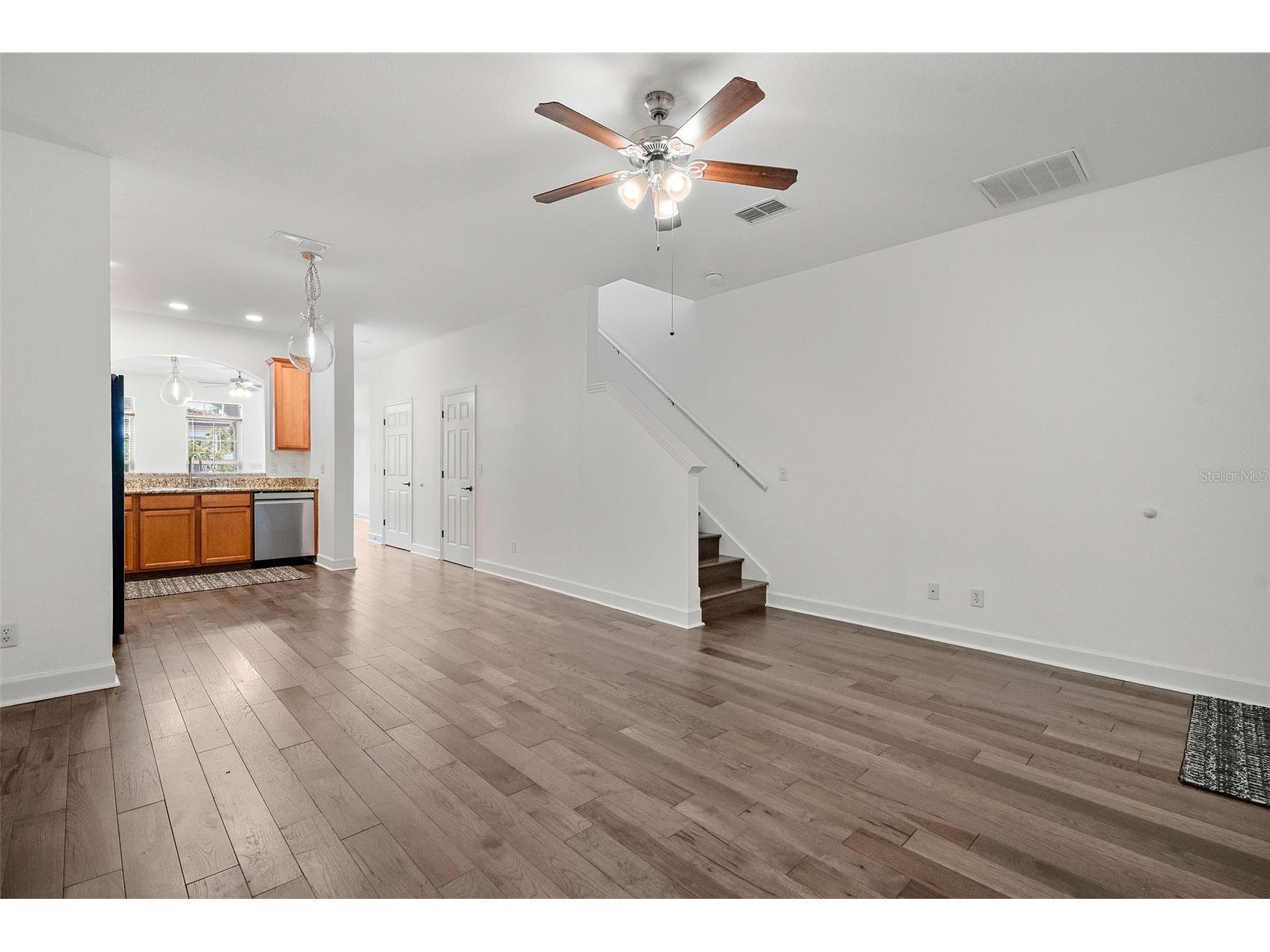 628 3rd Avenue S Saint Petersburg FL 33701 TB8526249 image11
