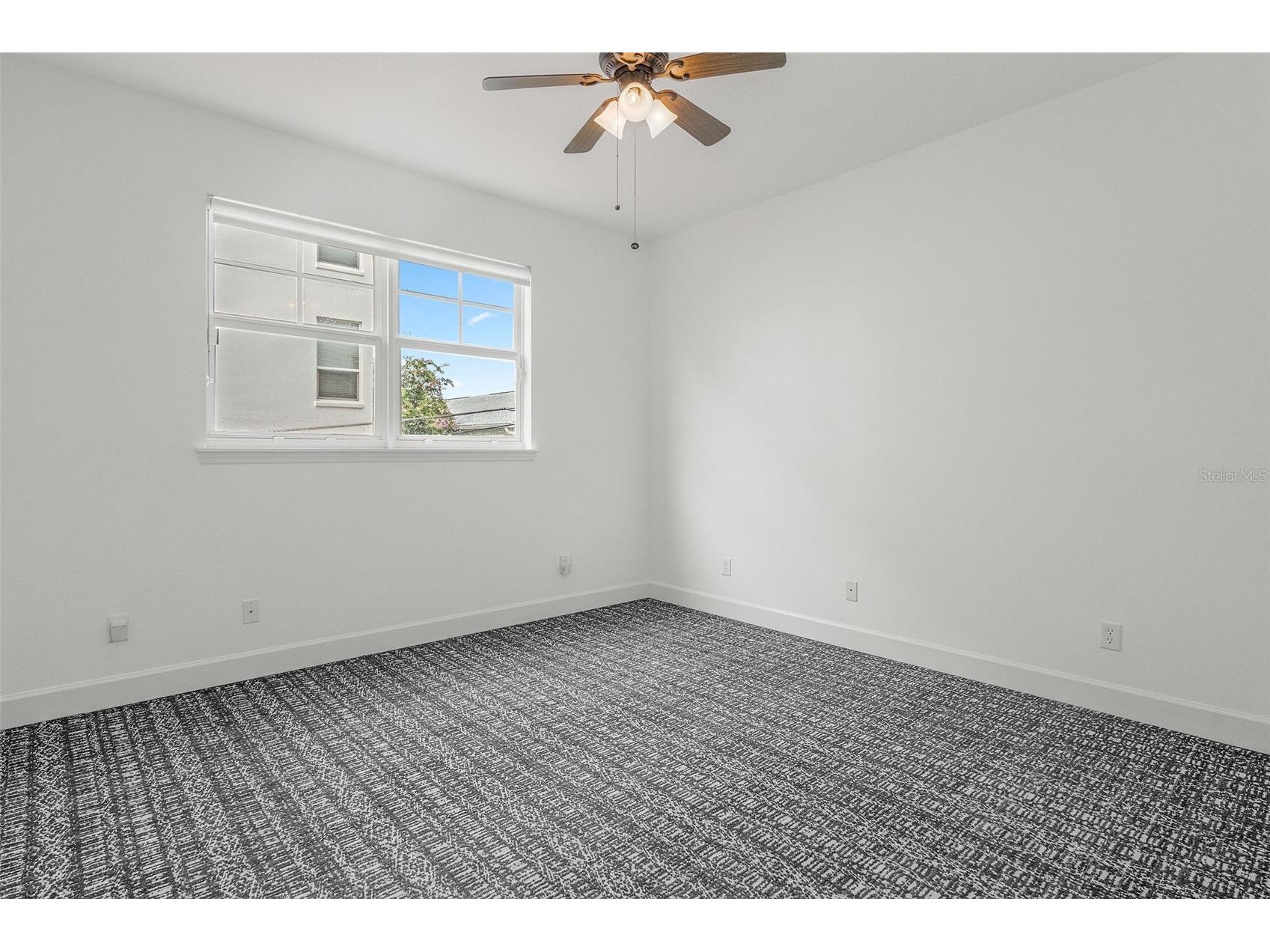 628 3rd Avenue S Saint Petersburg FL 33701 TB8526249 image20