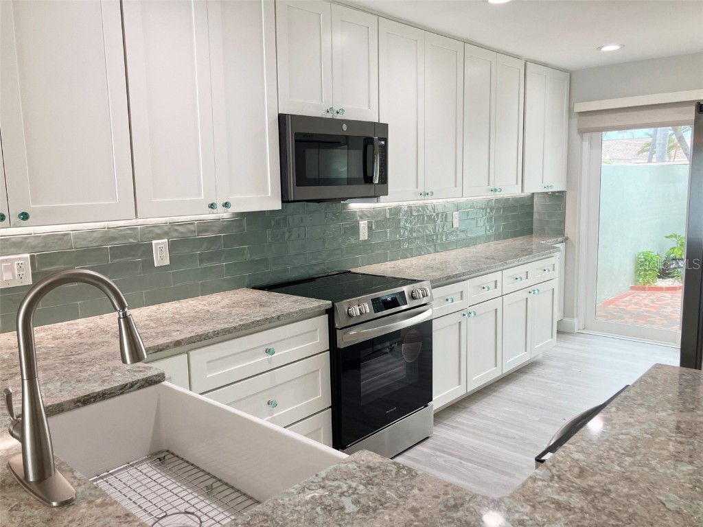 628 Boca Ciega Point Boulevard S Saint Petersburg FL 33708 TB8408578 image4