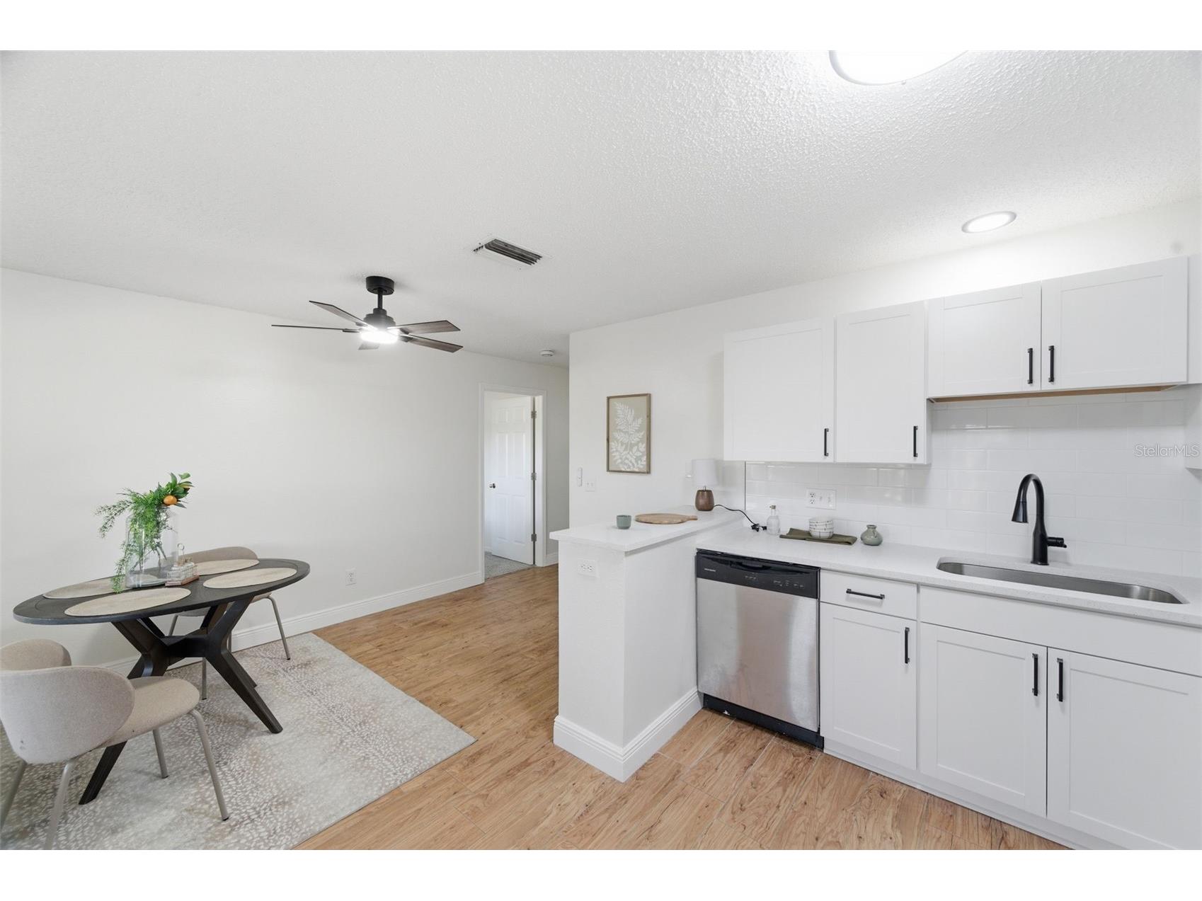 628 Cape Cod Circle Valrico FL 33594 TB8509115 image12