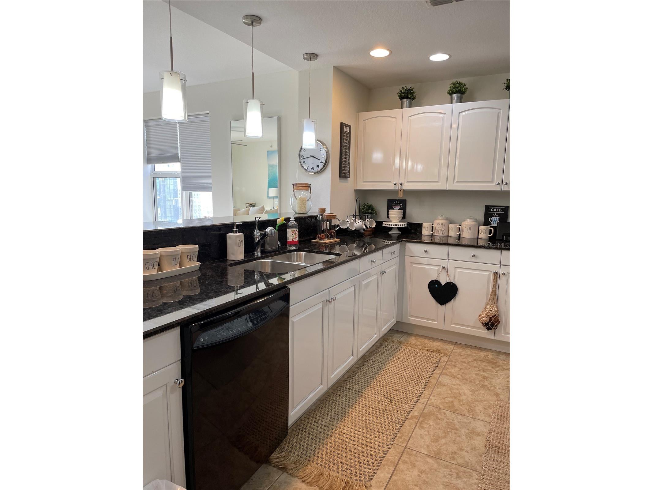 628 Cleveland Street #1002 Clearwater FL 33755 TB8480598 image8