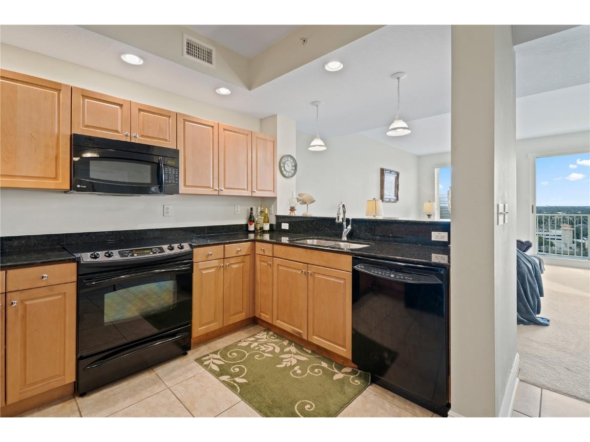 628 Cleveland Street #1201 Clearwater FL 33755 TB8339346 image5