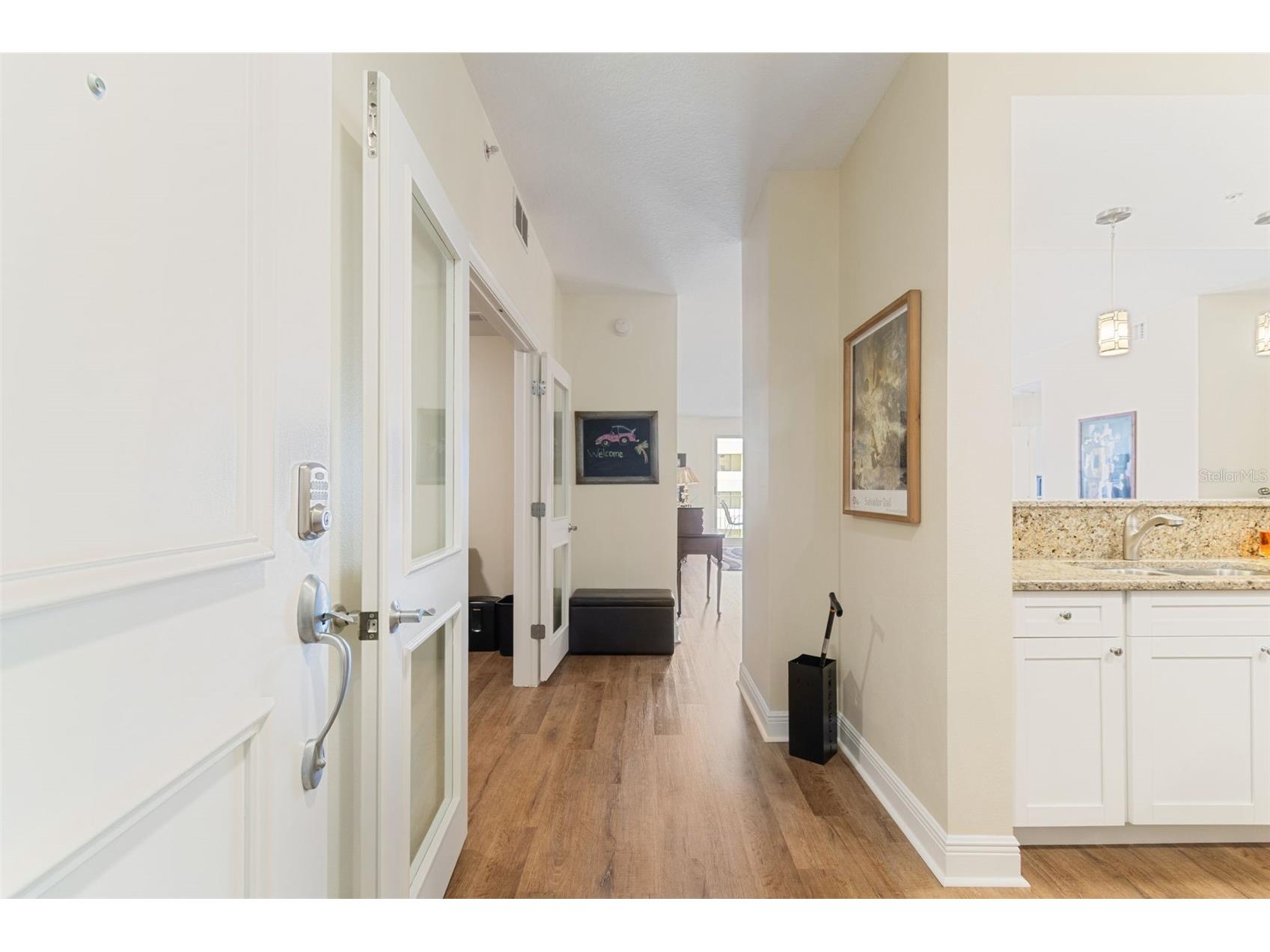 628 Cleveland Street #904 Clearwater FL 33755 TB8498334 image4