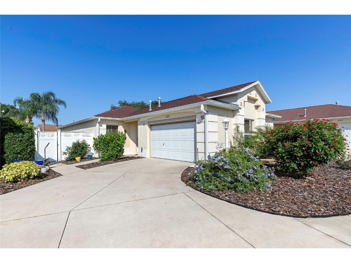 628 Danbury Street The Villages FL 32162 G5081538 image1