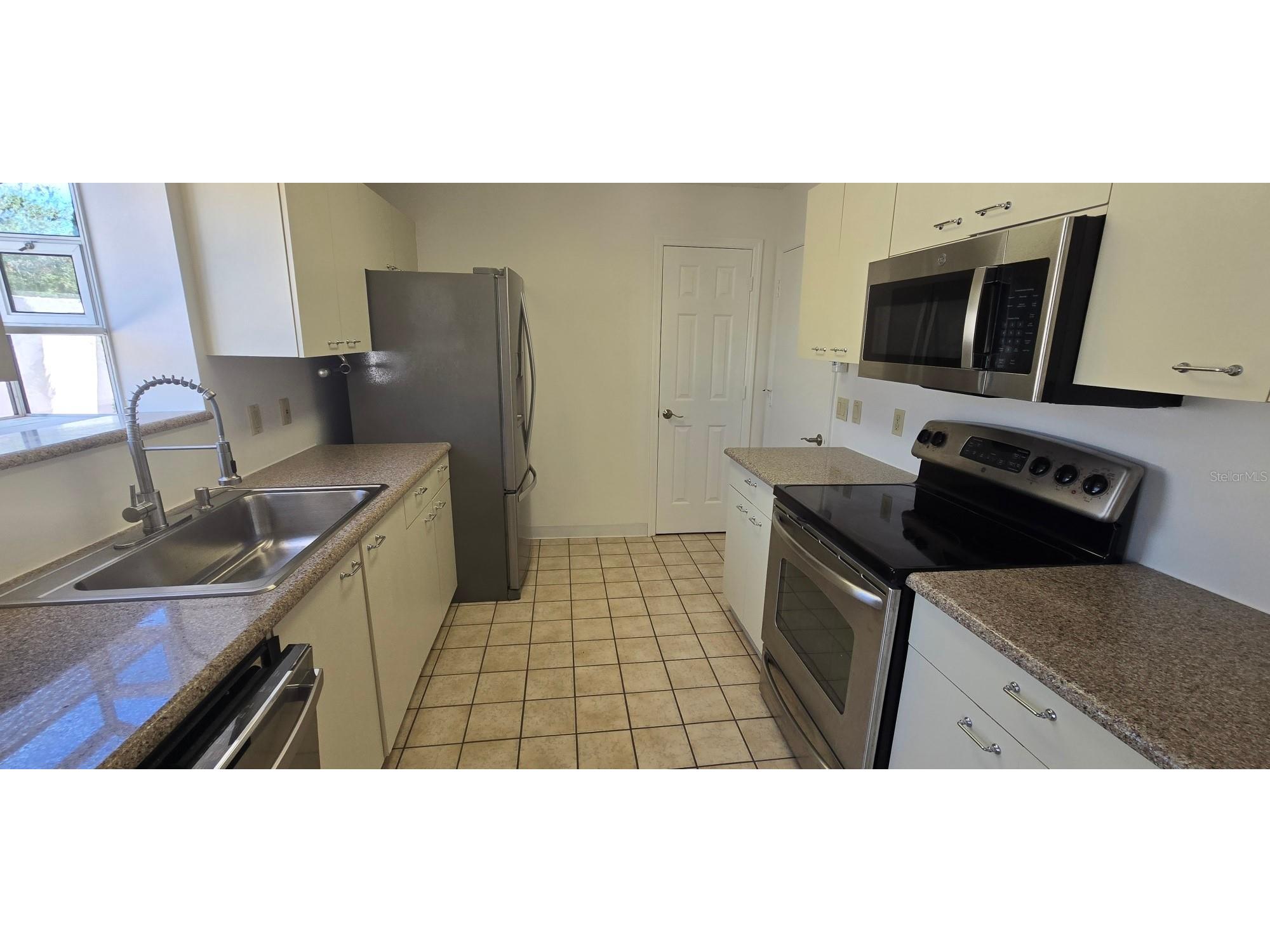 628 Dominguez Drive Lady Lake FL 32159 OM722943 image5