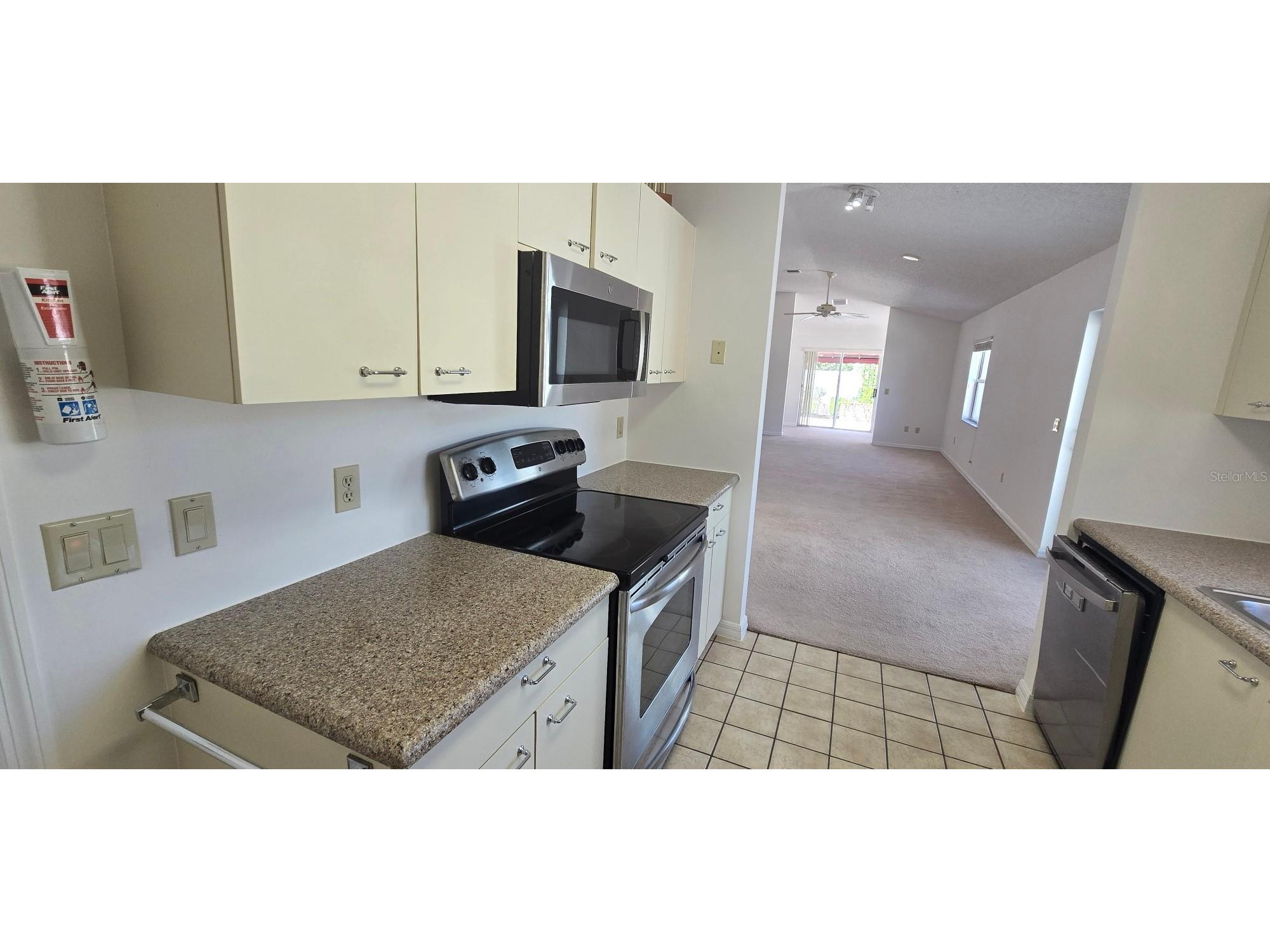 628 Dominguez Drive Lady Lake FL 32159 OM722943 image7