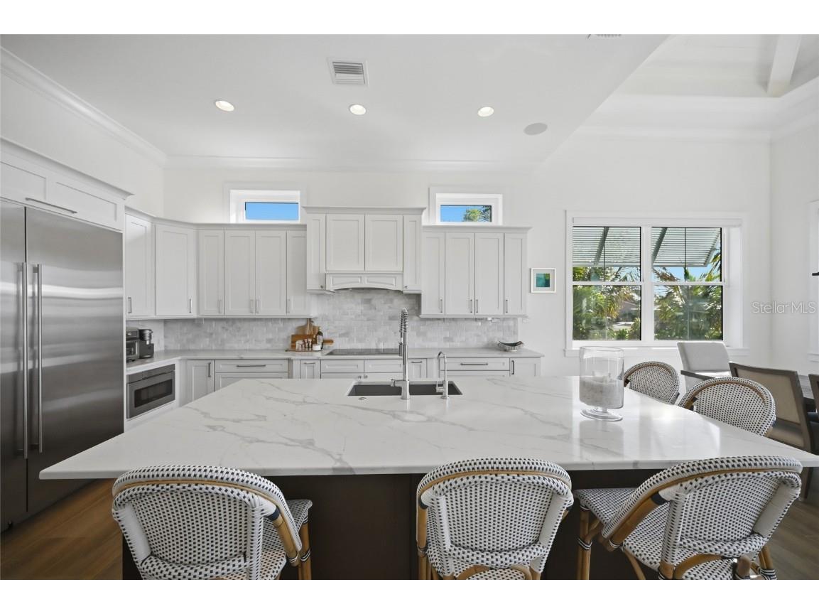 628 Dundee Lane Holmes Beach FL 34217 A4672773 image18