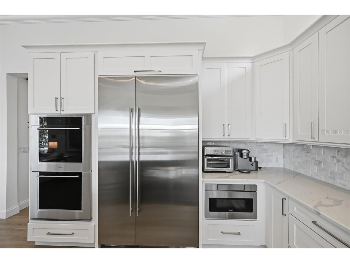 628 Dundee Lane Holmes Beach FL 34217 A4672773 image25