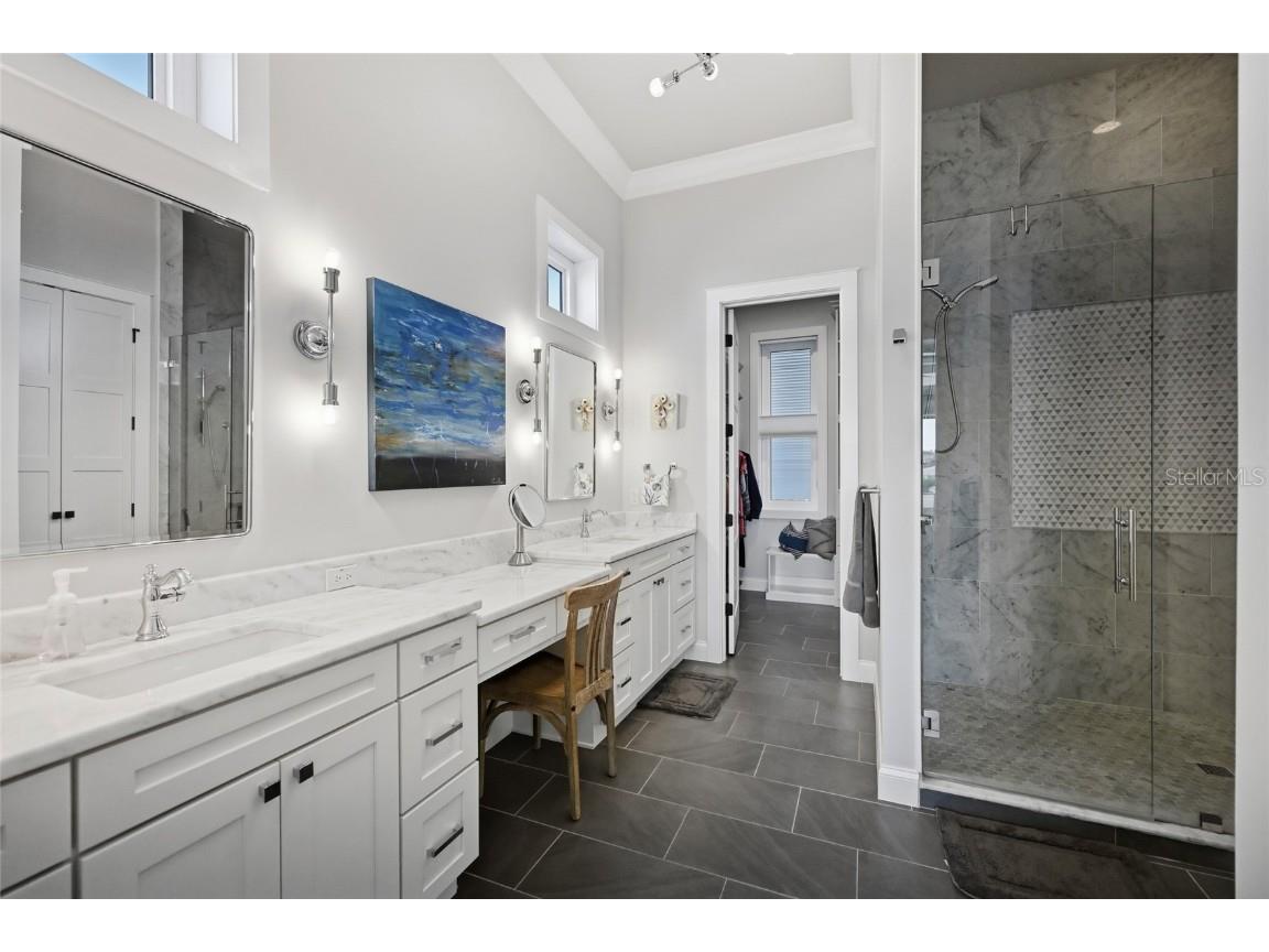 628 Dundee Lane Holmes Beach FL 34217 A4672773 image35