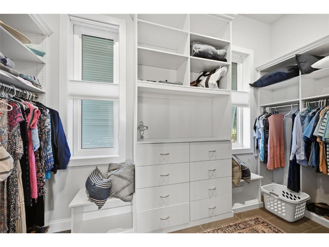 628 Dundee Lane Holmes Beach FL 34217 A4672773 image38