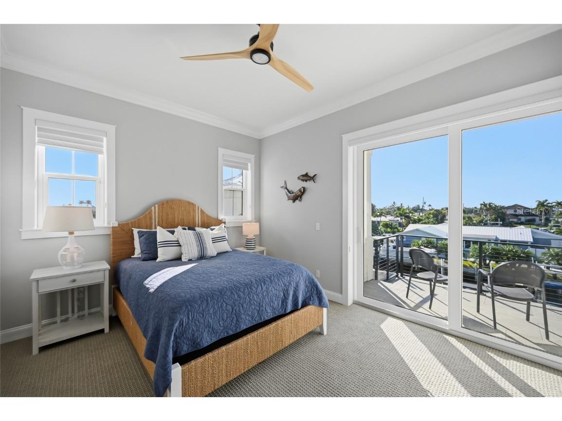 628 Dundee Lane Holmes Beach FL 34217 A4672773 image46