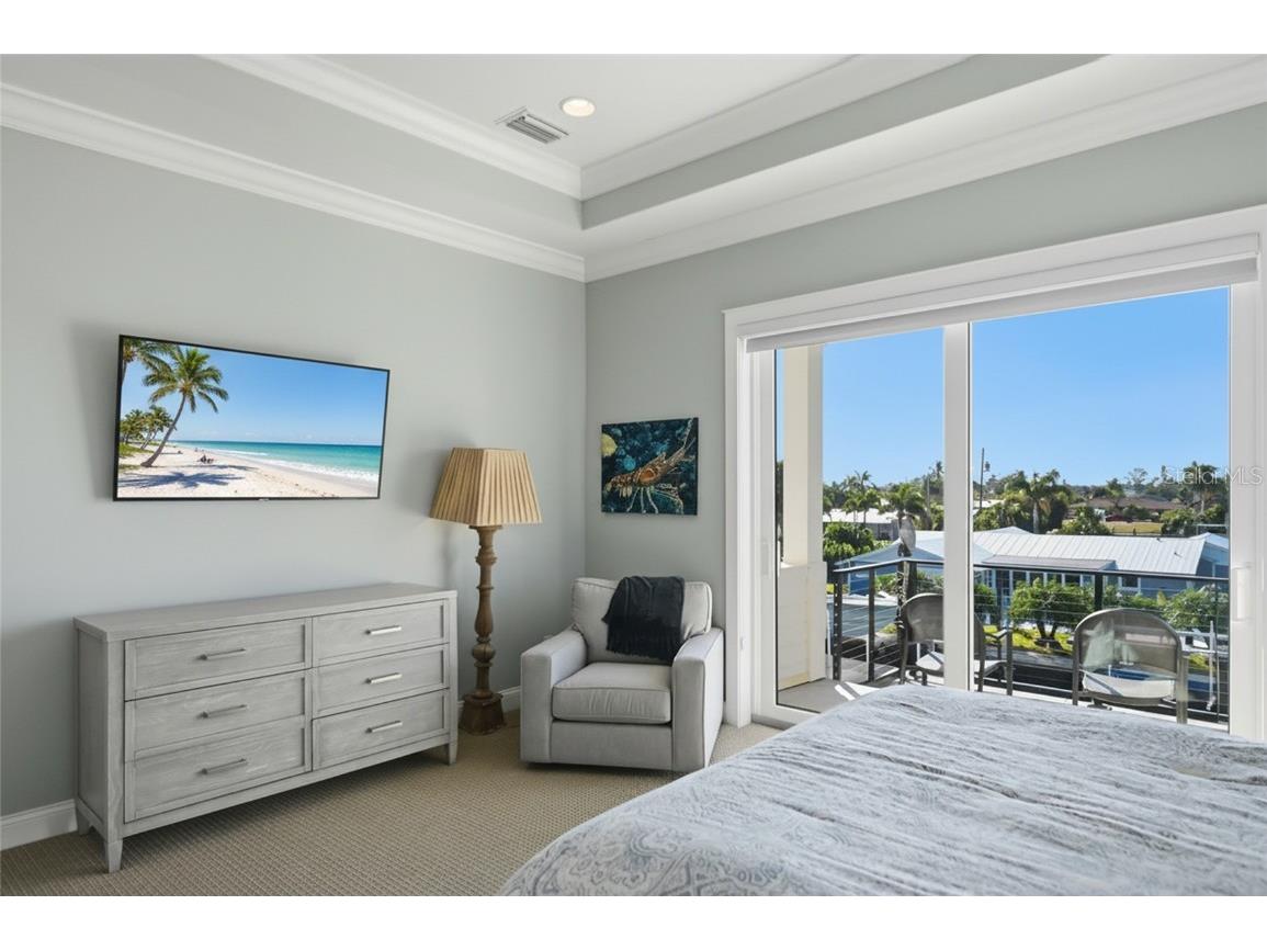 628 Dundee Lane Holmes Beach FL 34217 A4672773 image54