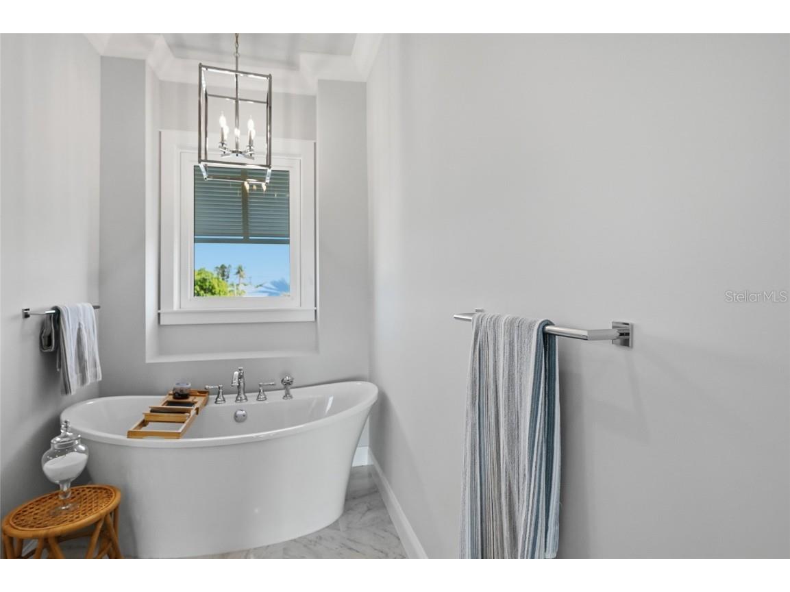 628 Dundee Lane Holmes Beach FL 34217 A4672773 image55