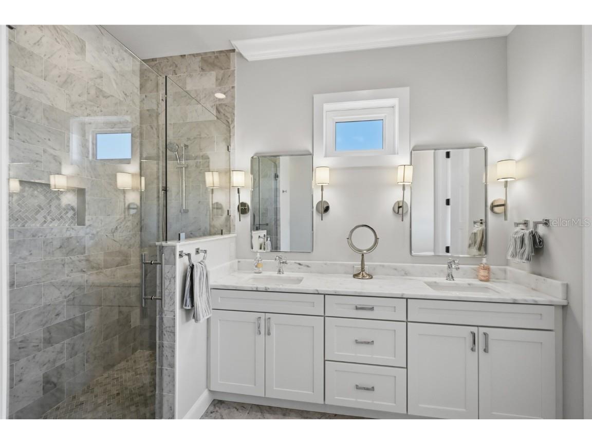 628 Dundee Lane Holmes Beach FL 34217 A4672773 image56