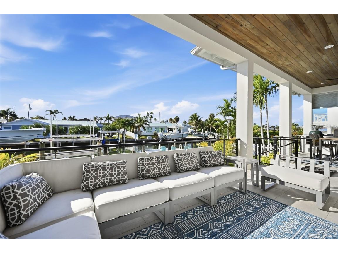 628 Dundee Lane Holmes Beach FL 34217 A4672773 image60