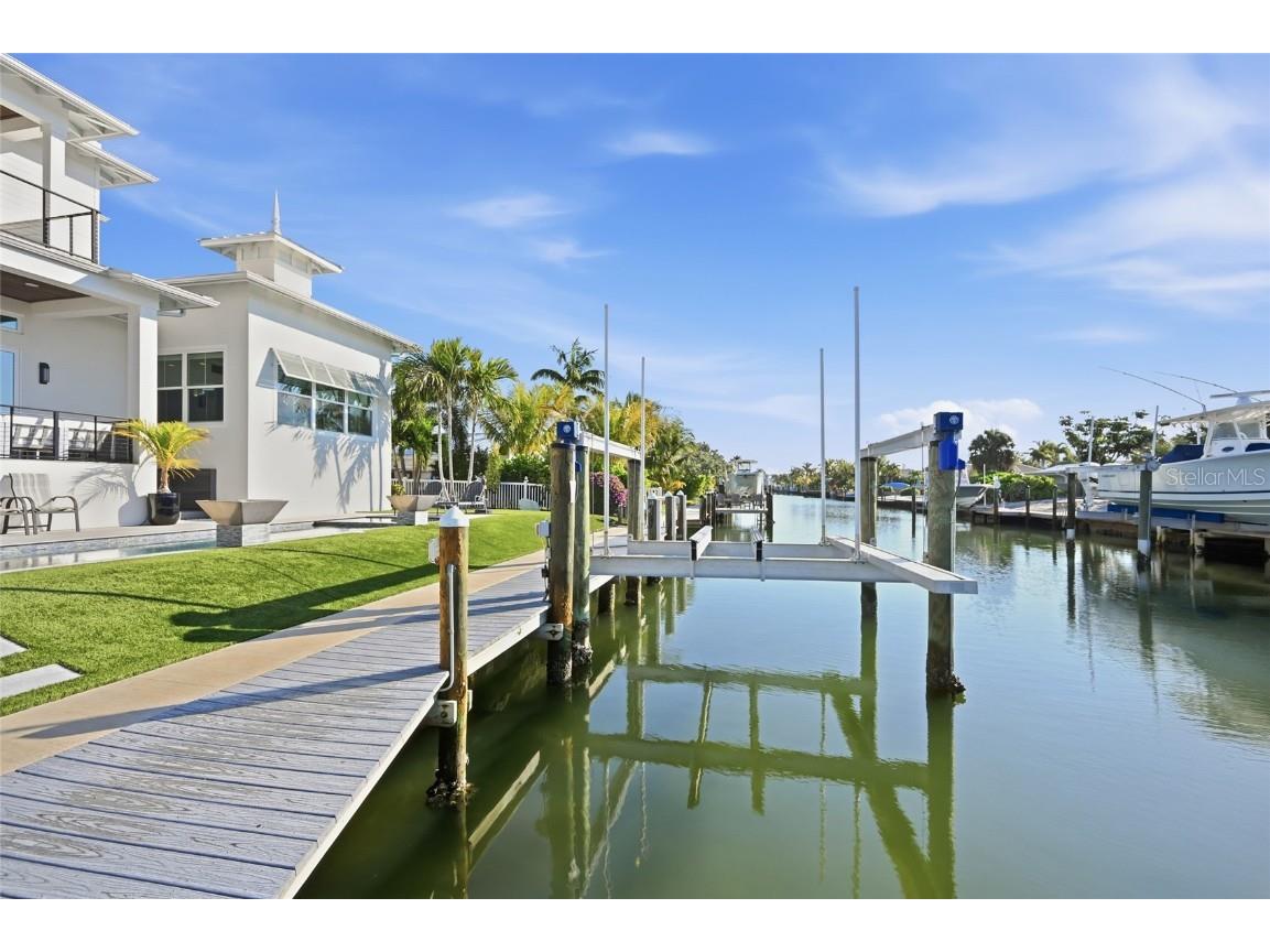 628 Dundee Lane Holmes Beach FL 34217 A4672773 image72