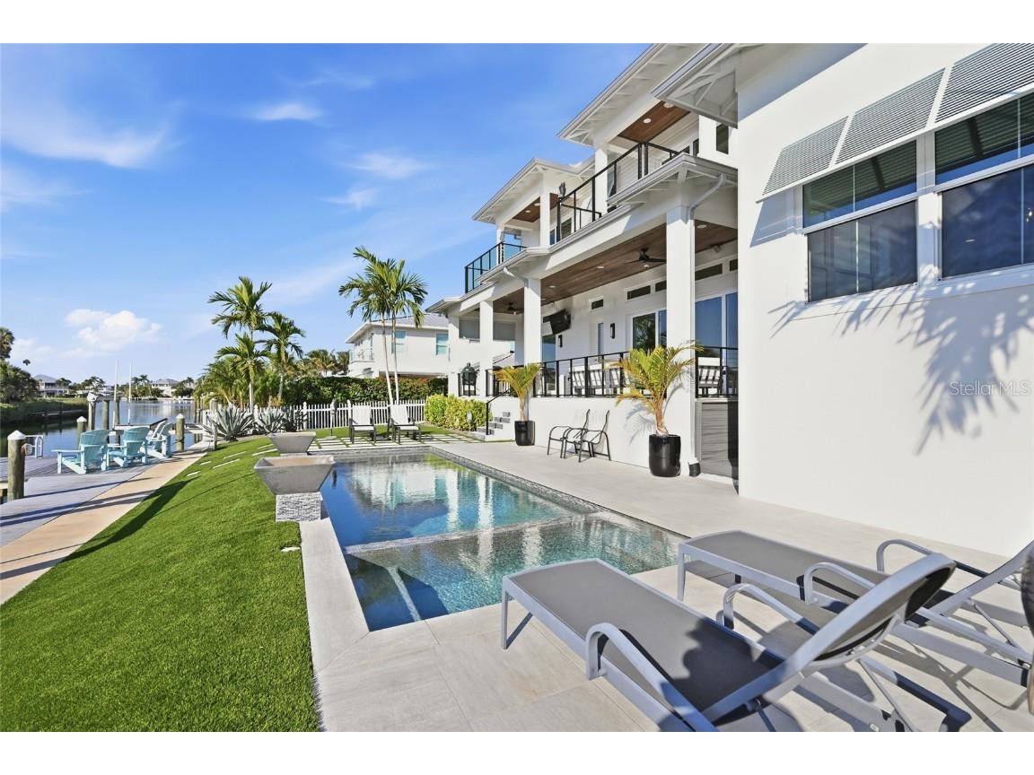 628 Dundee Lane Holmes Beach FL 34217 A4672773 image75