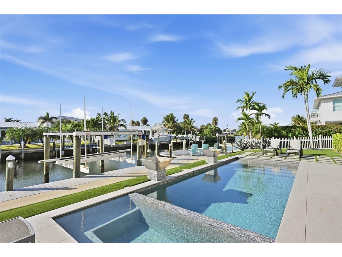 628 Dundee Lane Holmes Beach FL 34217 A4672773 image77