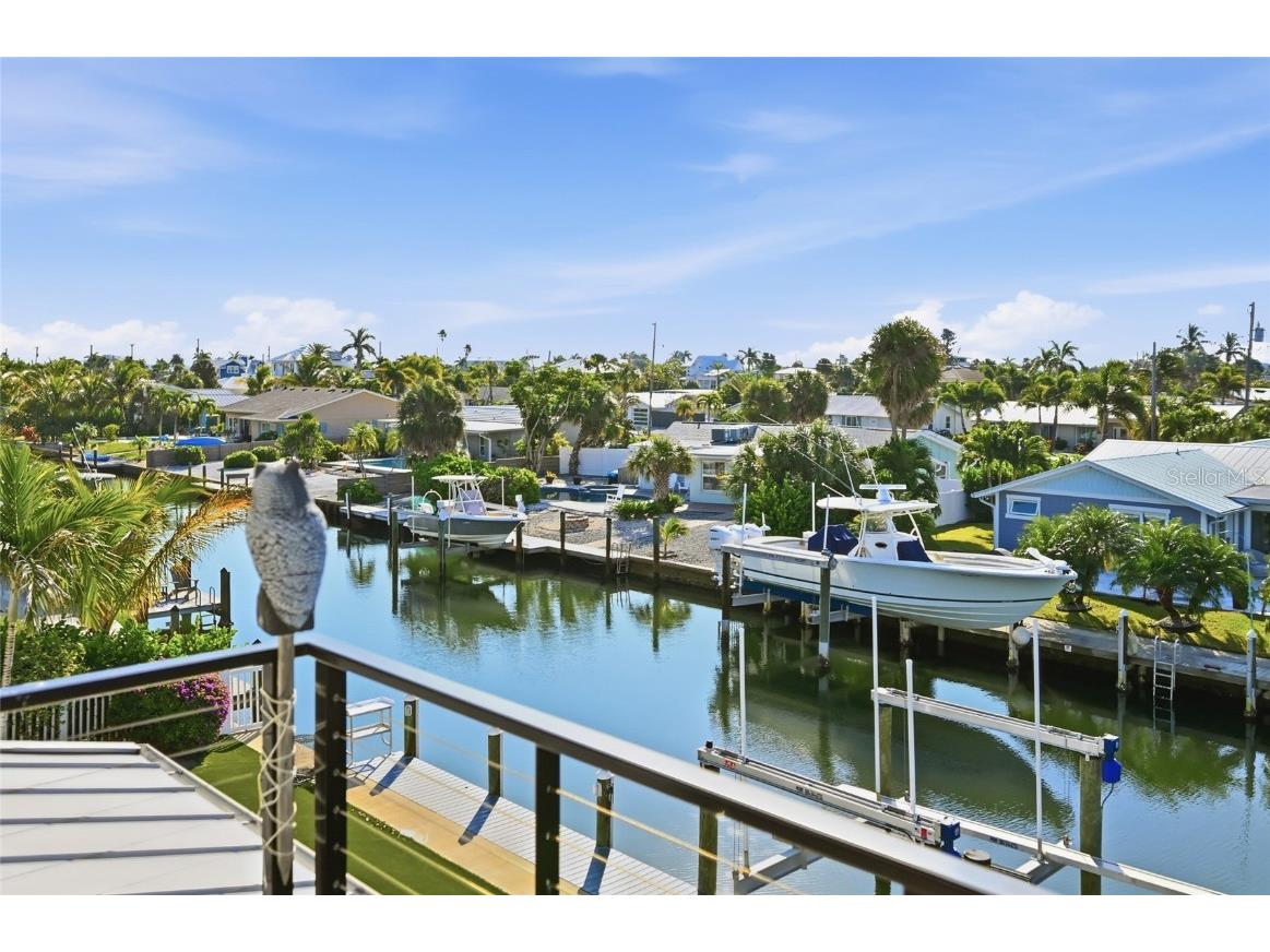 628 Dundee Lane Holmes Beach FL 34217 A4672773 image80