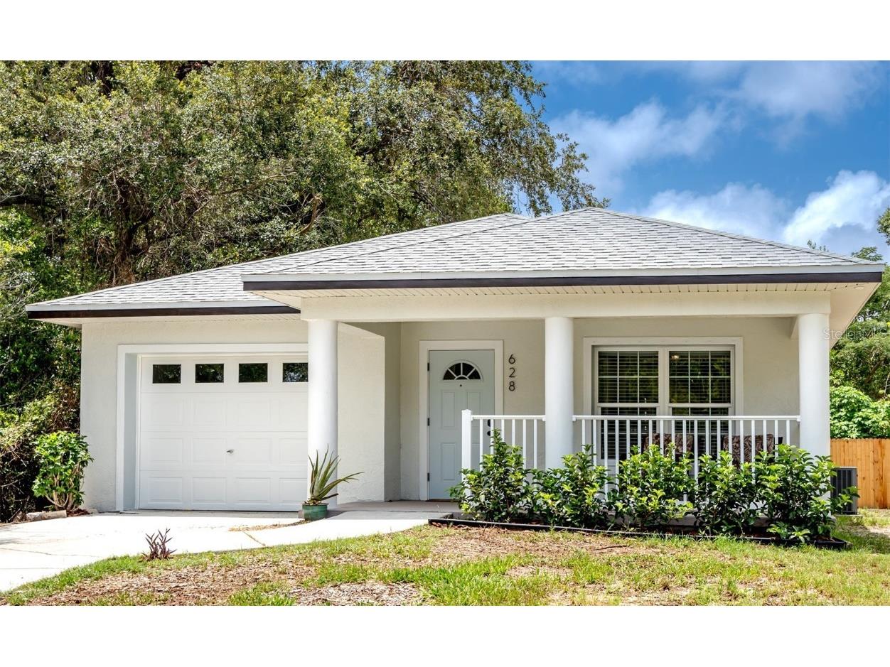 628 E Center Street Tarpon Springs FL 34689 U8204324 image1