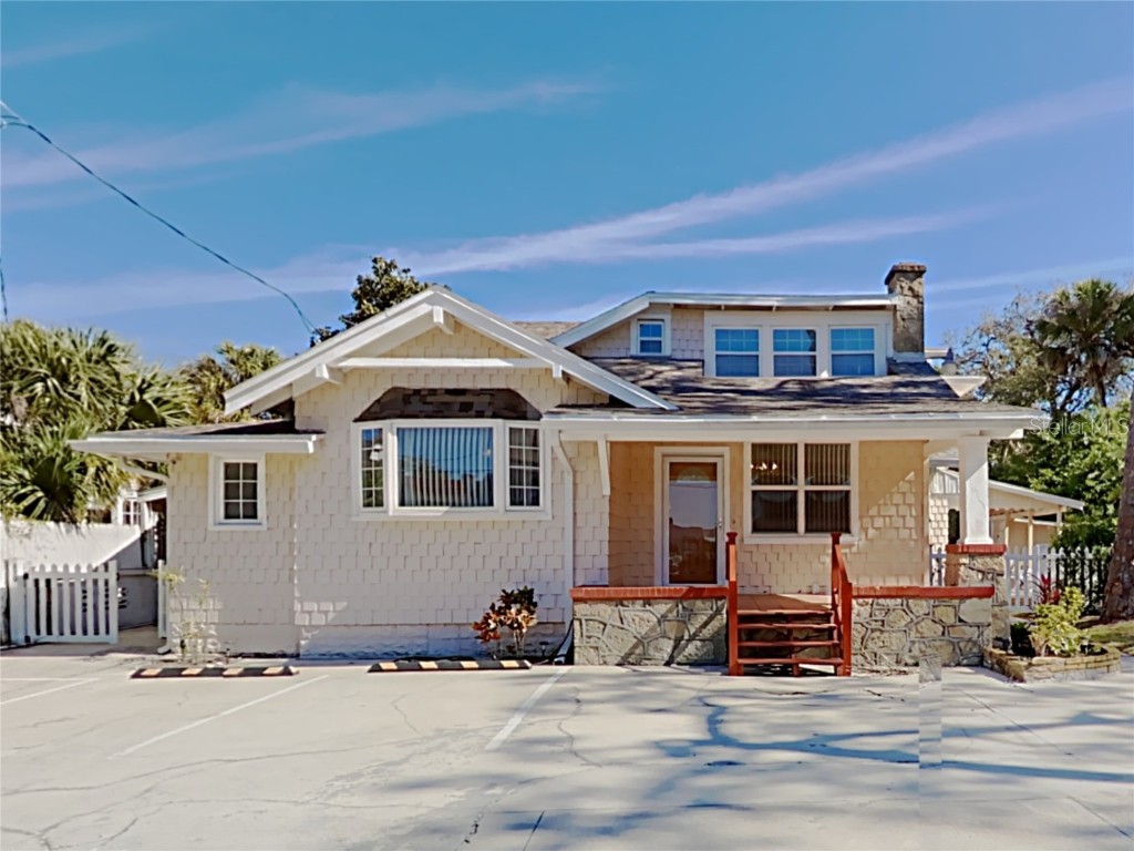 628 N Halifax Avenue Daytona Beach FL 32118 O6185838 image1