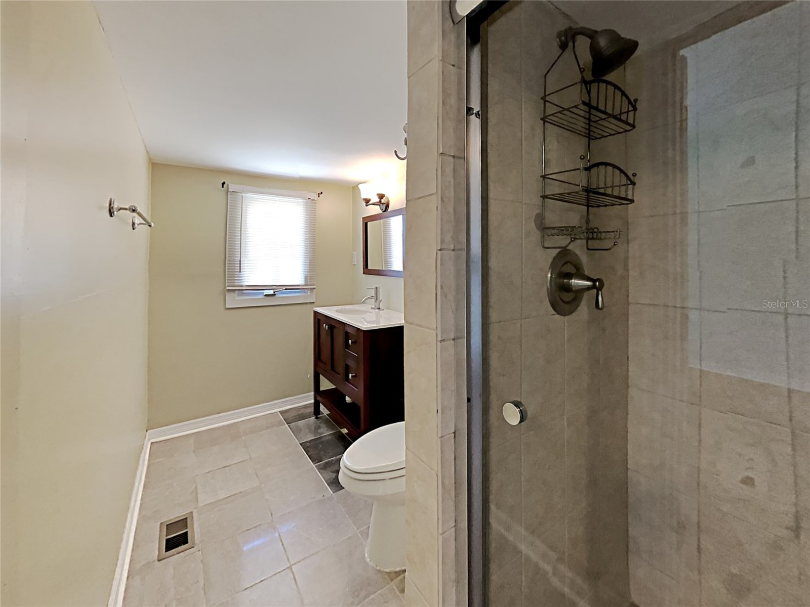628 N Halifax Avenue Daytona Beach FL 32118 O6421080 image11
