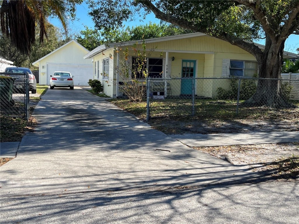 628 N Pompano Avenue Sarasota FL 34237 A4615696 image1