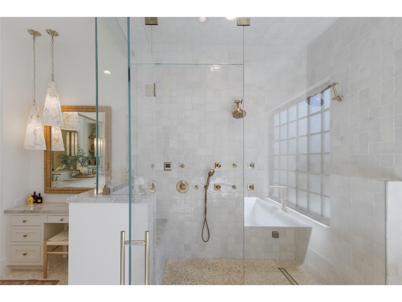 628 Regatta Way Bradenton FL 34208 A4680175 image40