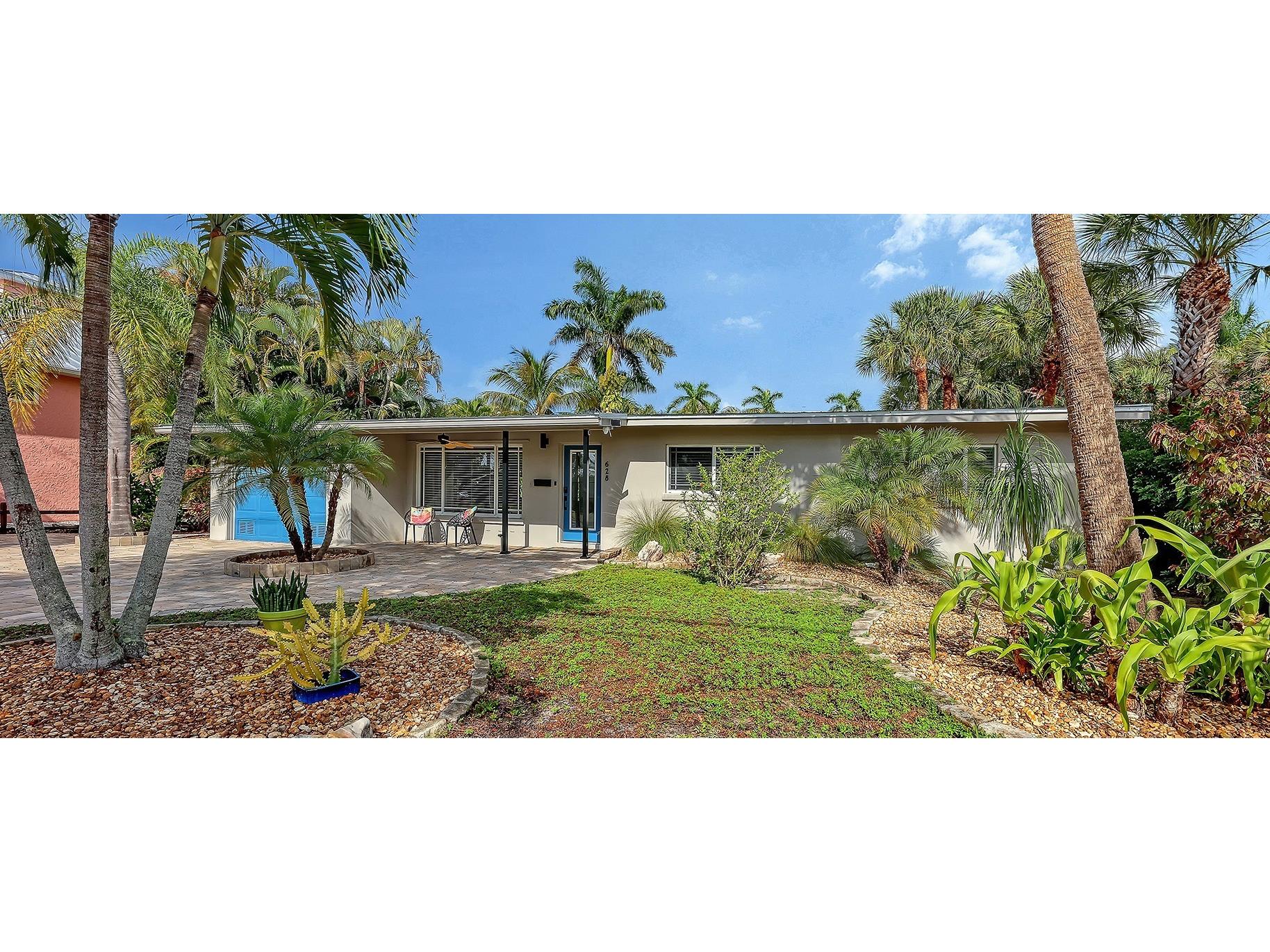 628 W Olympia Avenue Punta Gorda FL 33950 C7522615 image1