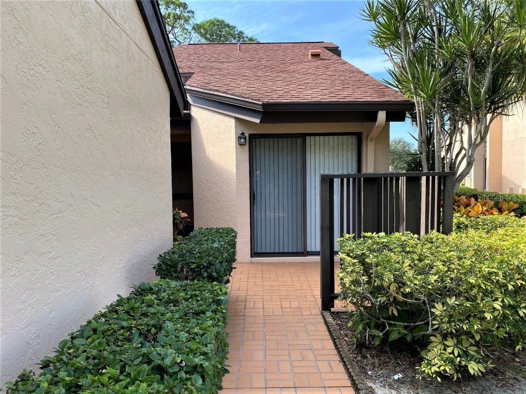 6281 Timberlake Drive #H6 Sarasota FL 34243 A4467709 image3
