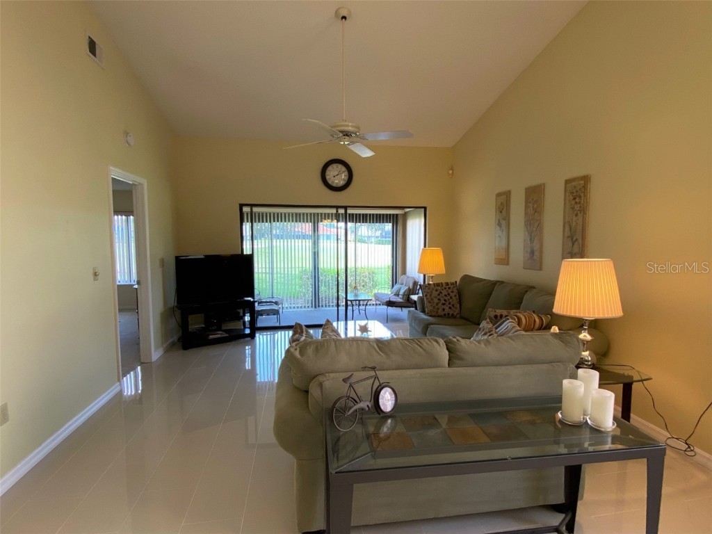 6281 Timberlake Drive #H6 Sarasota FL 34243 A4467709 image9