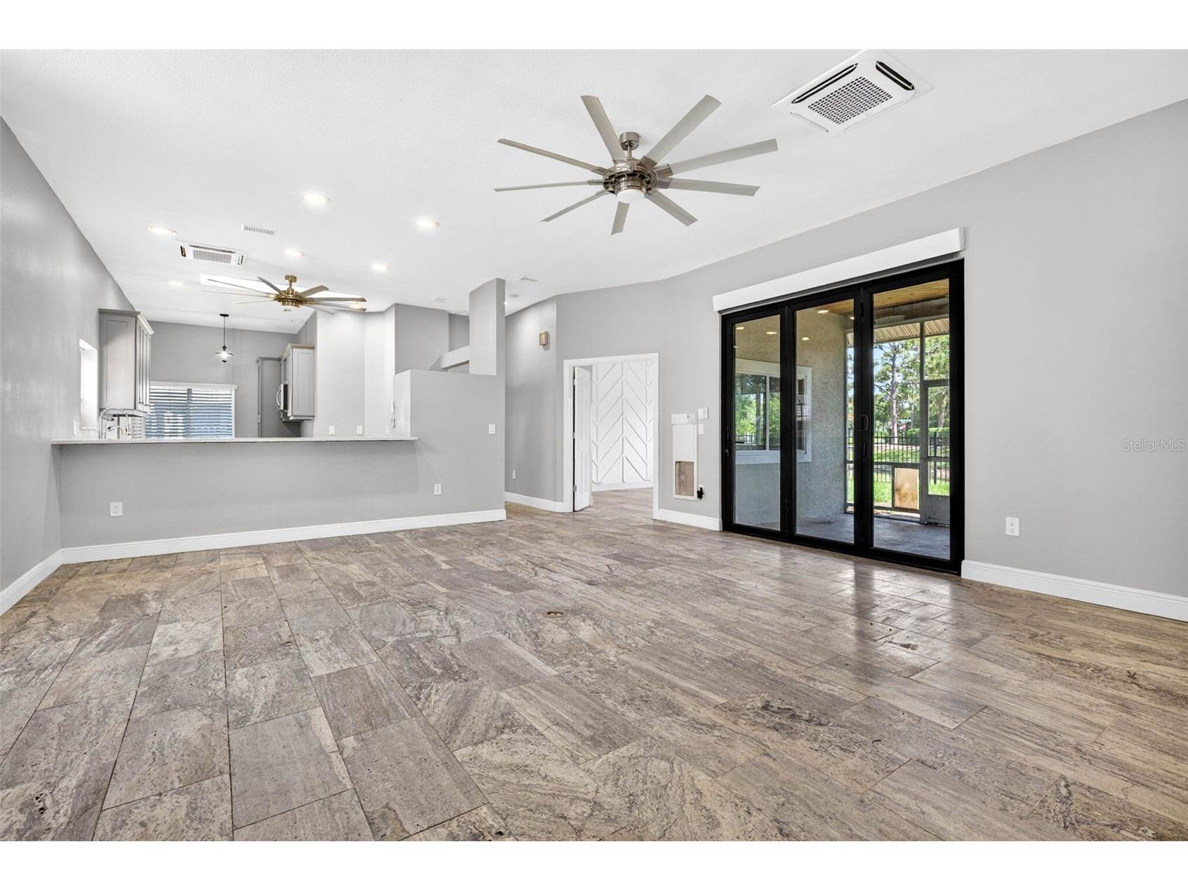 6282 Bonaventure Court Sarasota FL 34243 TB8509376 image10