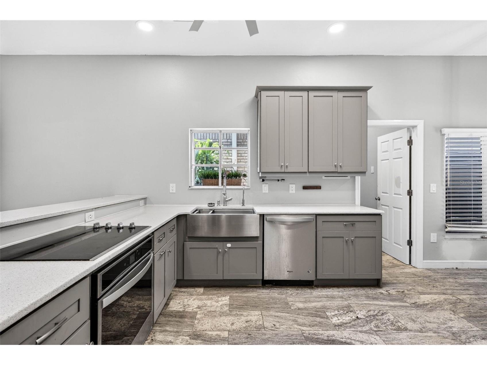 6282 Bonaventure Court Sarasota FL 34243 TB8509376 image16