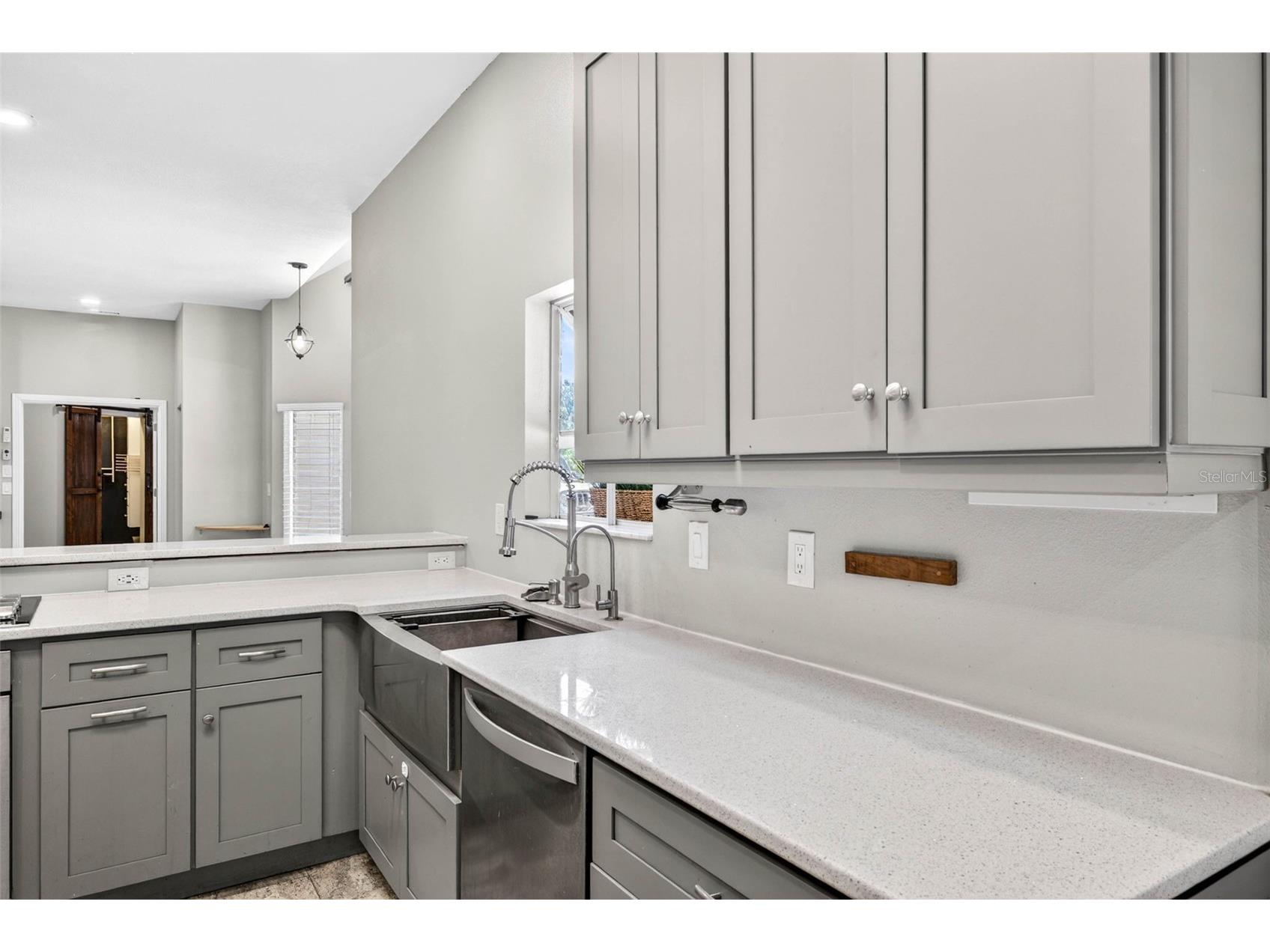 6282 Bonaventure Court Sarasota FL 34243 TB8509376 image19