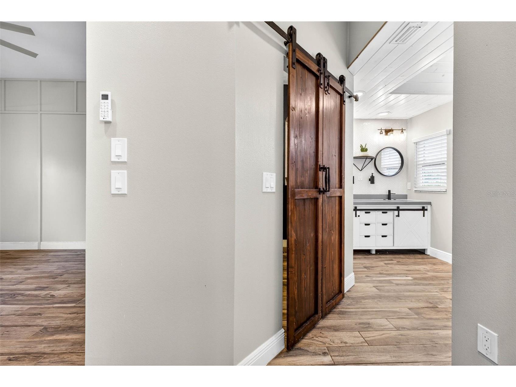 6282 Bonaventure Court Sarasota FL 34243 TB8509376 image32