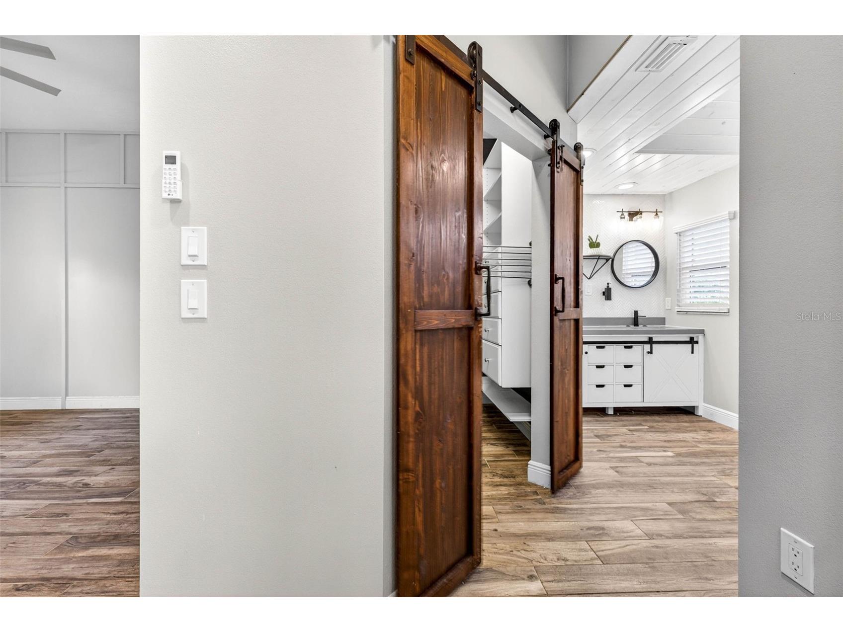 6282 Bonaventure Court Sarasota FL 34243 TB8509376 image33